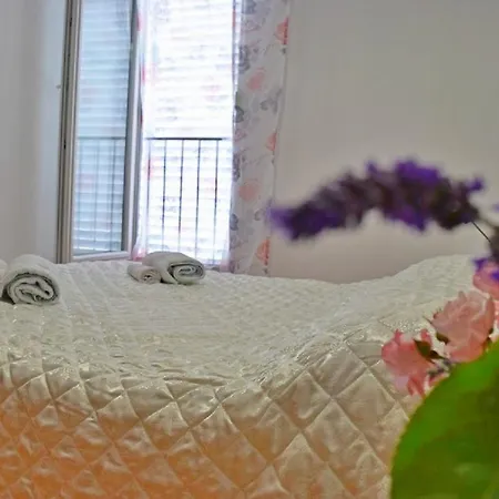 Ivanka In Apartman *